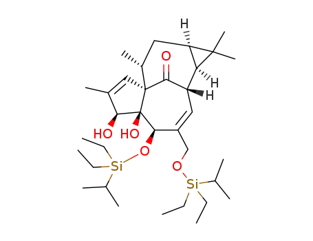 (1aR,2S,5R,5aR,6S,8aS,9R,10aR)-5-((diethyl(isopropyl)silyl)oxy)-4-(((diethyl(isopropyl)silyl)oxy)methyl)-5a,6-dihydroxy-1,1,7,9-tetramethyl-1a,2,5,5a,6,9,10,10a-octahydro-1H-2,8a-methanocyclopenta[a]cyclopropa[e][10]annulen-11-one