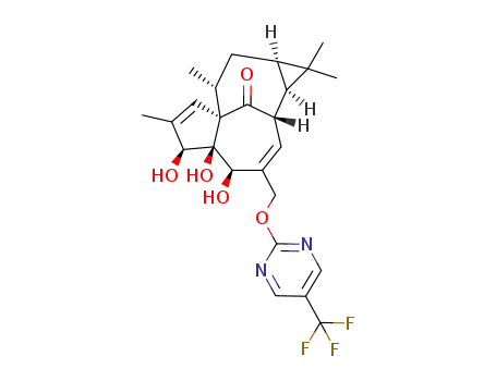 (1aR,2S,5R,5aR,6S,8aS,9R,10aR)-5,5a,6-trihydroxy-1,1,7,9-tetramethyl-4-(((5-(trifluoromethyl)pyrimidin-2-yl)oxy)methyl)-1a,2,5,5a,6,9,10,10a-octahydro-1H-2,8a-methanocyclopenta[a]cyclopropa[e][10]annulen-11-one