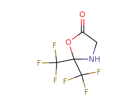 2,2-bis(trifluoromethyl)-1,3-oxazolidin-5-one