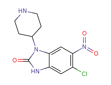 5-chloro-6-nitro-1-(piperidin-4-yl)-1,3-dihydro-2H-benzo[d]imidazol-2-one
