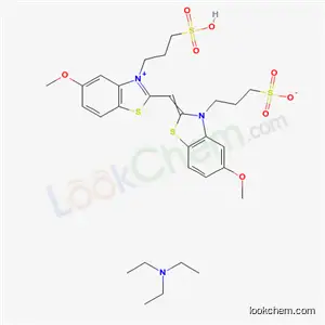 3-[[5-メトキシ-2-[[5-メトキシ-3-(3-スルホナトプロピル)ベンゾチアゾール-2(3H)-イリデン]メチル]ベンゾチアゾール-3-イウム]-3-イル]プロパン-1-スルホナート?トリエチルアミン
