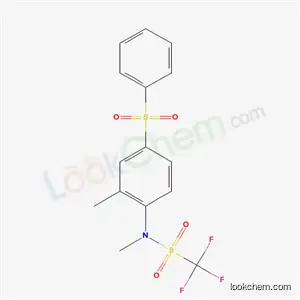 トリフルオロ-N-メチル-N-[2-メチル-4-(フェニルスルホニル)フェニル]メタンスルホンアミド