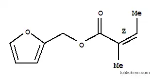 (Z)-2-メチル-2-ブテン酸2-フラニルメチル