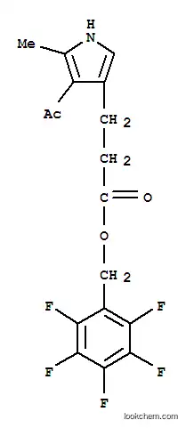 펜타플루오로벤질 2-메틸-3-아세틸-4-(3-프로피오네이트)피롤