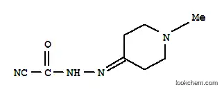 아세토니트릴, [(1-메틸-4-피페리디닐리덴)히드라지노]옥소-(9CI)