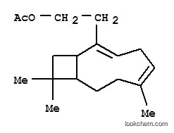 酢酸2-[6,10,10-トリメチルビシクロ[7.2.0]ウンデカ-2,5-ジエン-2-イル]エチル
