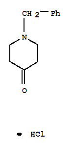 1-Benzylpiperidin-4-onehydrochloride