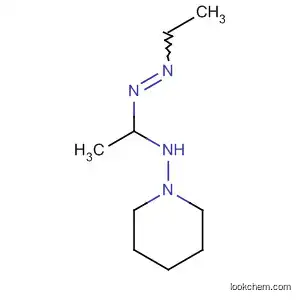 N-[1-(エチルアゾ)エチル]-1-ピペリジンアミン