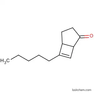 6-ペンチルビシクロ[3.2.0]ヘプタ-6-エン-2-オン