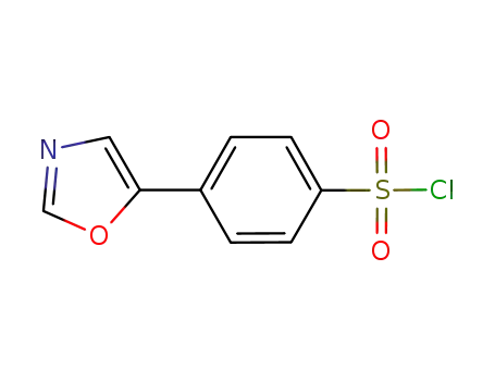 Molecular Structure of 337508-66-4 (4-(1,3-OXAZOL-5-YL)BENZENESULFONYL CHLORIDE)