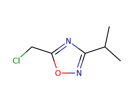 5-(CHLOROMETHYL)-3-ISOPROPYL-1,2,4-OXADIAZOLE