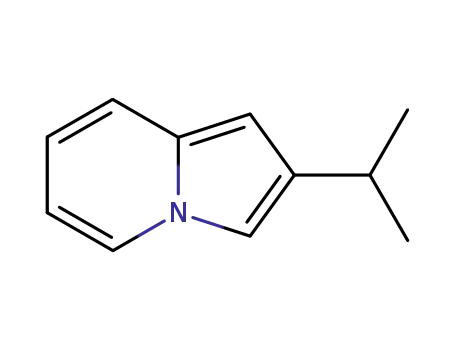 Indolizine, 2-(1-methylethyl)- (9CI)