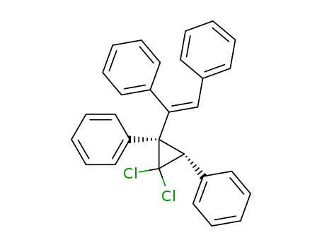 1,1-Dichlor-r-2,c-3-diphenyl-2-(1,2-diphenylethenyl)cyclopropan