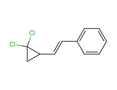 2,2-Dichlor-1-(β-phenylvinyl)-cyclopropan