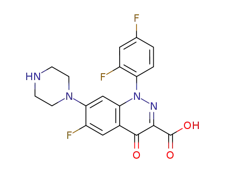 Molecular Structure of 129527-55-5 (1-(2,4-difluorophenyl)-6-fluoro-1,4-dihydro-4-oxo-7-(1-piperazinyl)cinnoline-3-carboxylic acid)