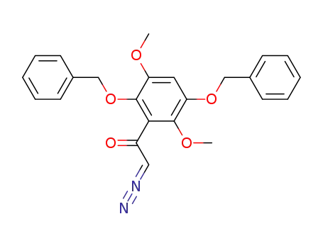2,5-Dimethoxy-3,6-dibenzyloxy-diazoacetophenon