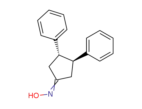 (+/-)-<i>trans</i>-1.2-diphenyl-cyclopentanone-<sup>(4)</sup>-oxime