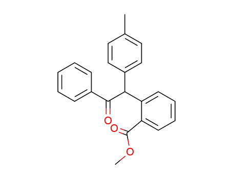 (+/-)-2-(2-Oxo-2-phenyl-1-p-tolyl-aethyl)-benzoesaeure-methylester