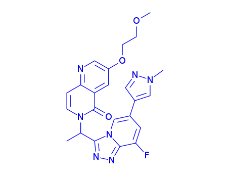 8-フルオロ-3-[(1R)-1-[3-(2-メトキシエトキシ)-5-メチレン-5,6,7,8-テトラヒドロ-1,6-ナフチリジン-6-イル]エチル]-6-(1-メチル-1H-ピラゾール-4-イル)-1,2,4-トリアゾロ[4,3-a]ピリジン