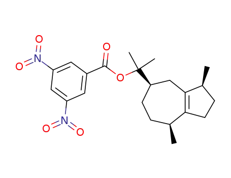 2-(3.5-dinitro-benzoyloxy)-2-((3<i>S</i>)-3<i>r</i>.8<i>c</i>-dimethyl-1.2.3.4.5.6.7.8-octahydro-azulenyl-(5<i>c</i>))-propane