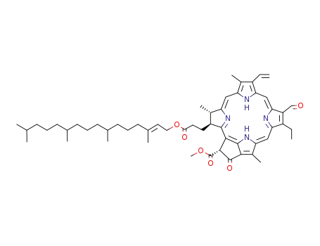 Methyl 16-ethenyl-11-ethyl-12-(hydroxymethylidene)-17,21,26-trimethyl-4-oxo-22-[3-oxo-3-(3,7,11,15-tetramethylhexadec-2-enoxy)propyl]-7,23,24,25-tetrazahexacyclo[18.2.1.15,8.110,13.115,18.02,6]hexacosa-1,5(26),6,8,10,13(25),14,16,18(24),19-decaene-3-carboxylate