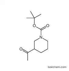 tert-Butyl 3-acetylpiperidine-1-carboxylate