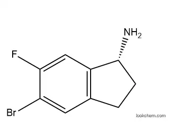 1H-INDEN-1-AMINE, 5-BROMO-6-FLUORO-2,3-DIHYDRO-, (1R)-