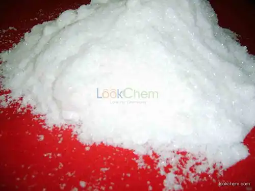 Sodium toluene sulfonic acid as detergent additive