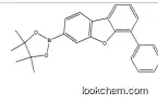 Dibenzofuran, 6-phenyl-3-(4,4,5,5-tetramethyl-1,3,2-dioxaborolan-2-yl)-