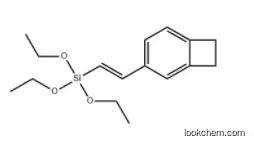 4-[2-(Triethoxysilyl)vinyl]benzocyclobutene