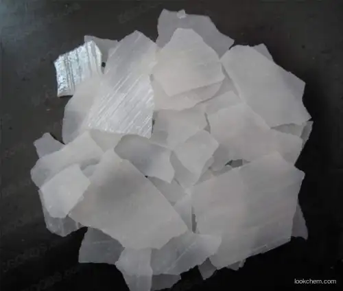 Sodium hydroxide flakes CAS No.: 1310-73-2